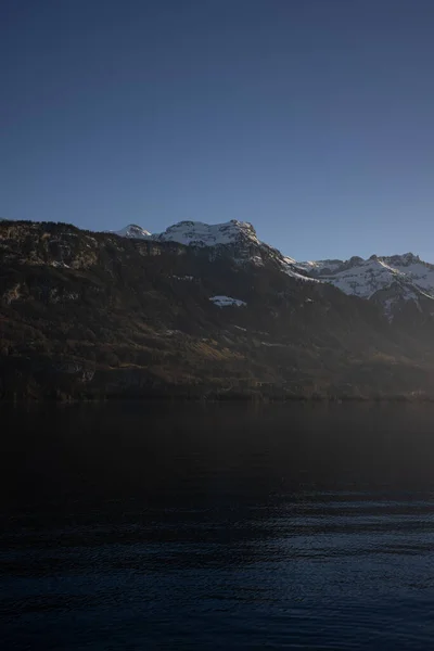 Una Vista Panoramica Sulle Colline Del Lago Sera — Foto Stock