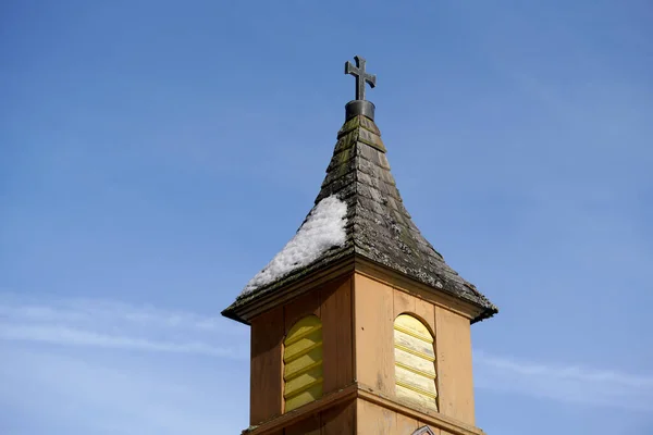 Степ Хрестом Християнської Церкви Синьому Небі — стокове фото