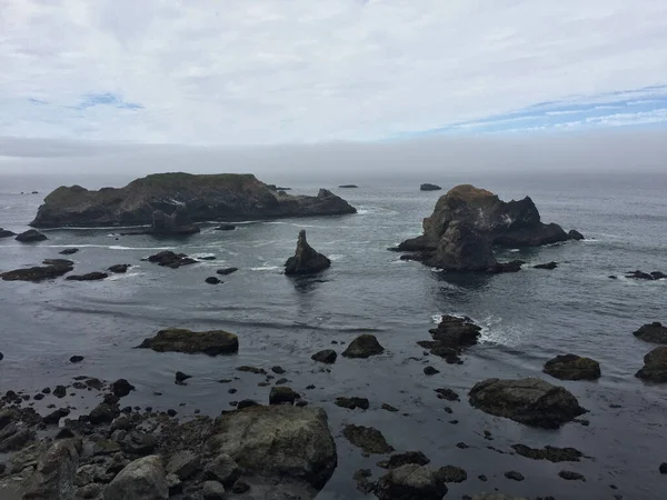 Beautiful Scenic View Rocks Pacific Ocean Northern California Coastline — 图库照片