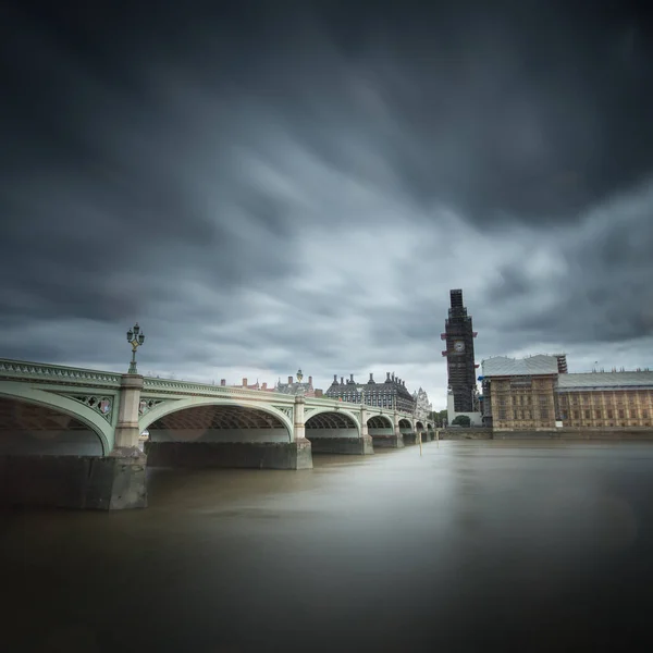 Smutný Záběr Domů Parlamentu Southwark — Stock fotografie