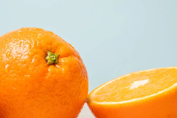 Primer Plano Naranja Recién Cortada Rodajas — Foto de Stock