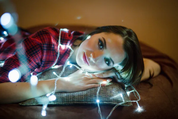 Portrait Young Attractive Bosnian Girl Christmas Bokeh Lights — Stockfoto