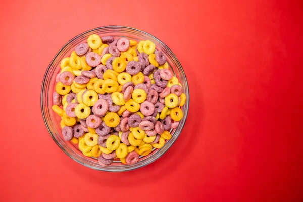 Una Vista Superior Los Anillos Cereales Para Desayuno Tazón Aislado —  Fotos de Stock