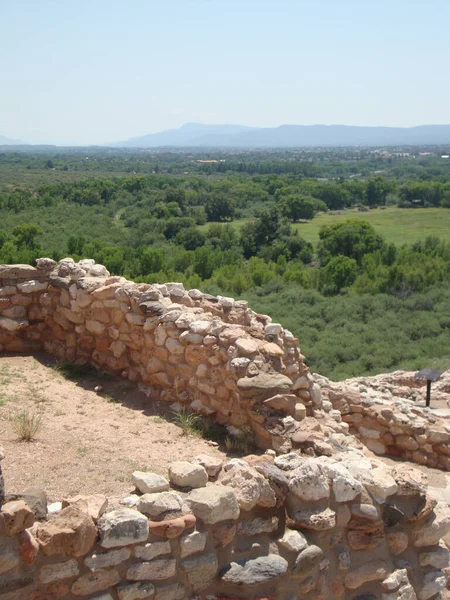 Vista Del Valle Verde Desde Las Antiguas Ruinas Sinagua Monumento — Foto de Stock