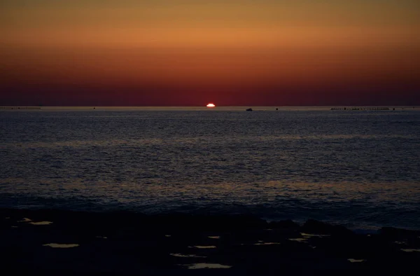 Delima Malta Abr 2015 Salida Del Sol Desde Costa Maltesa — Foto de Stock