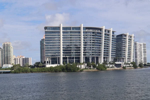 Oceanside Condos Intracoastal Waterway Downtown Hollywood Florida Cloudy Sky — Stock Photo, Image