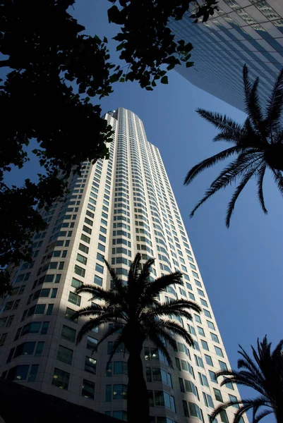 Nízký Úhel Pohledu Mrakodrapy Kancelářské Budovy Centru Los Angeles Kalifornie — Stock fotografie