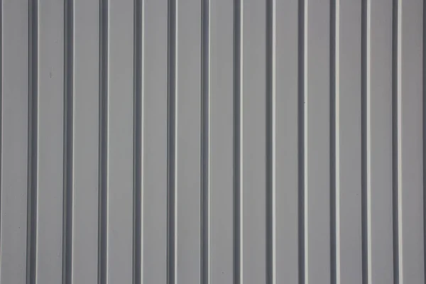 灰色の縞模様の金属的背景 — ストック写真