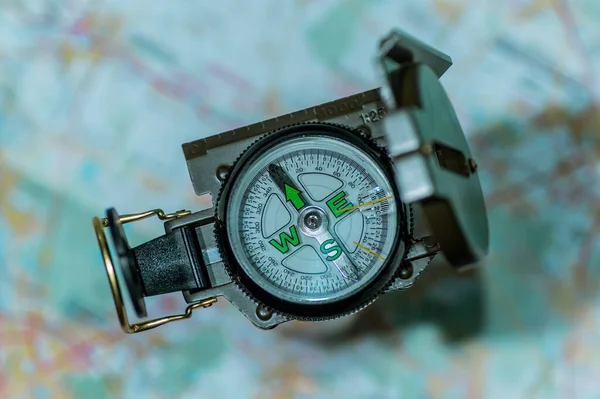 Top View Modern Navigation Metal Tourist Compass — Stock Photo, Image