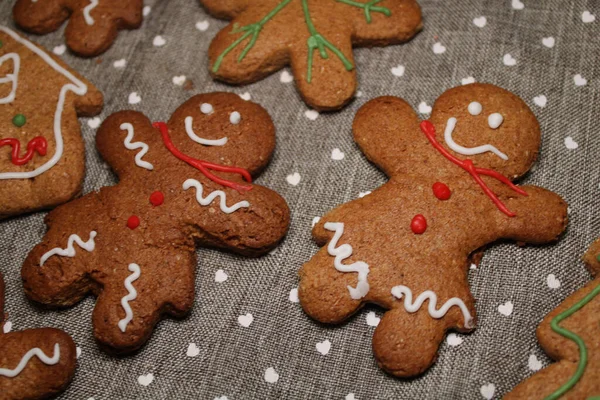 Een Close Shot Van Peperkoek Koekjes Met Matte Tekeningen — Stockfoto