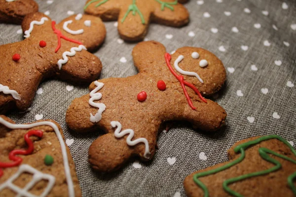 Een Close Shot Van Peperkoek Koekjes Met Matte Tekeningen — Stockfoto