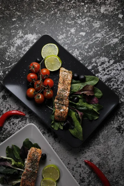 Vertical Top View Gourmet Dish Salmon Vegetables — Stock Photo, Image