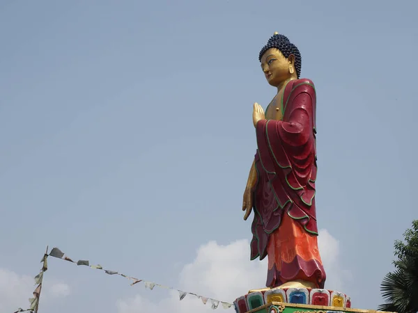 Eine Flache Aufnahme Der Buddha Statue Auf Einem Hügel Lolegaon — Stockfoto
