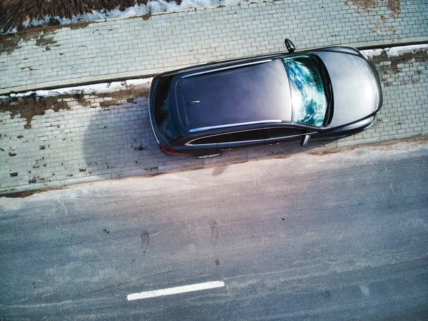 Una Vista Dall Alto Una Macchina Parcheggiata Una Strada Una — Foto Stock