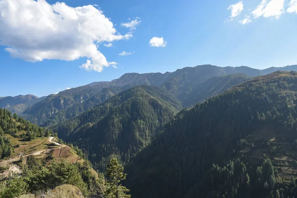 Μια Μαγευτική Θέα Ενός Όμορφου Ορεινού Τοπίου — Φωτογραφία Αρχείου