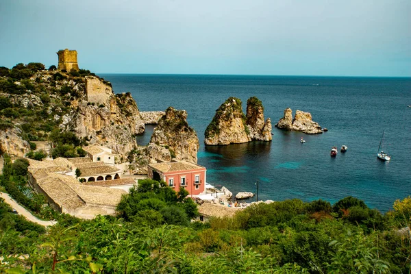 Hermoso Plano Una Costa Con Formaciones Piedra Sicilia Italia — Foto de Stock