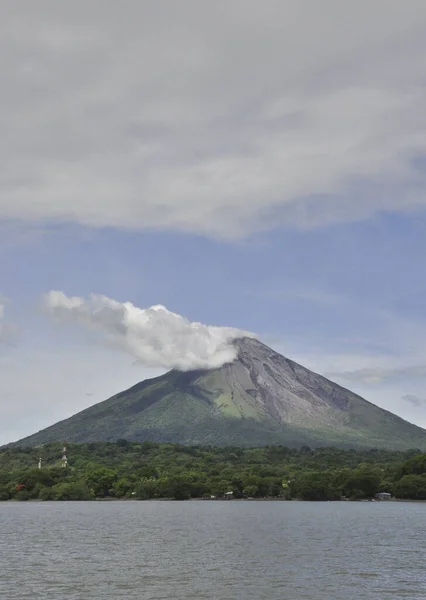 Ett Vackert Landskap Arenal Vulkanen Aktiv Stratovulkan Nordvästra Costa Rica — Stockfoto