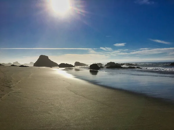 Ein Nettes Foto Von Sonnigem Morgen Einem Sandstrand — Stockfoto