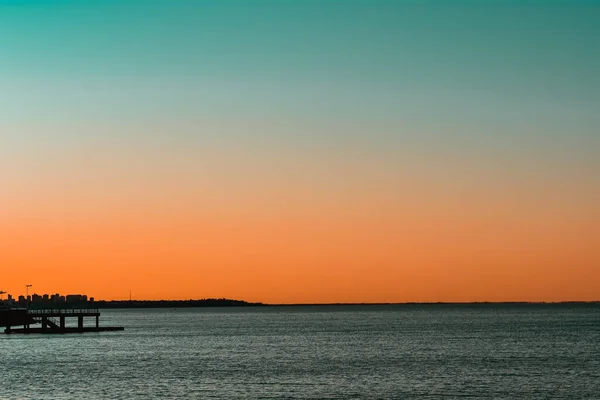 Una Splendida Vista Sul Tramonto Attraverso Oceano Molo — Foto Stock