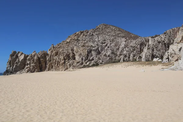 Remote Pacific Ocean Beach Golden Sands Limestone Rock Formations Los — Stock Photo, Image