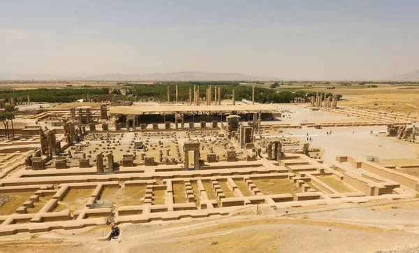 伊朗珀尔塞波里斯皇家金库著名的古代遗迹的空中景观 — 图库照片
