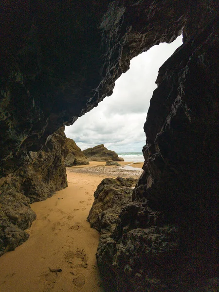 Uma Bela Vista Praia Uma Caverna Mar — Fotografia de Stock