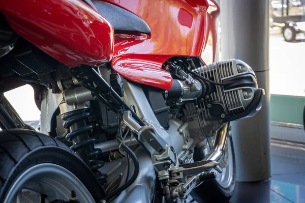 Primer Plano Los Detalles Una Motocicleta Roja — Foto de Stock