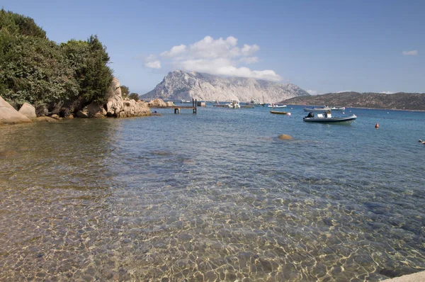 Una Hermosa Foto Playa Capriccoli Bajo Cielo Azul Nublado Italia — Foto de Stock
