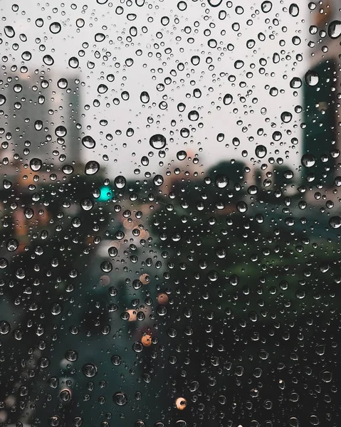 Esőcseppek Közelsége Üvegen Lövés Égi Hídról — Stock Fotó
