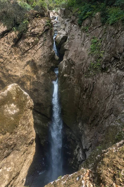 Tiro Vertical Uma Cachoeira Perto Porão Popocatle México — Fotografia de Stock