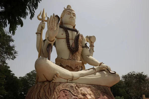 Low Angle Shot Statue Buddha Nageshwar Shiva Temple Goriyali India — Stock Photo, Image