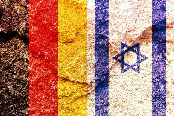 Német Izraeli Zászló Viharvert Sziklafalon Politikai Szövetség Koncepciója — Stock Fotó
