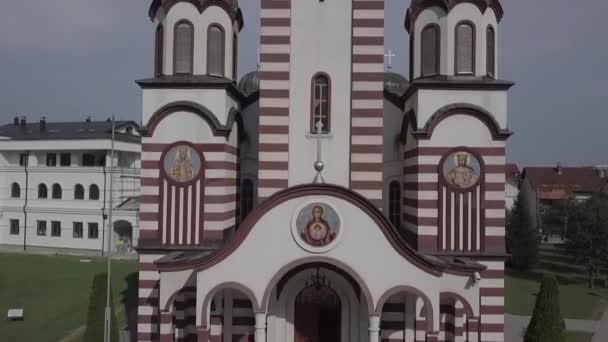 Uitzicht Oude Kerk Stad Zonnige Dag — Stockvideo