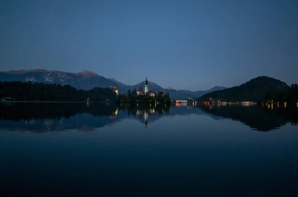 Een Shot Van Straza Heuvel Boven Lake Bled Bled Slovenië — Stockfoto