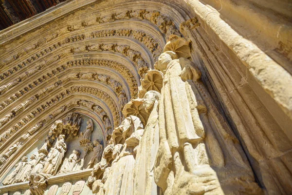 Cliché Angle Bas Arche Style Gothique Santa Iglesia Catedral Huesca — Photo