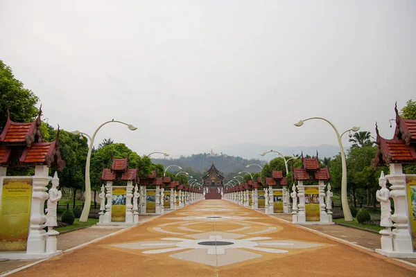 Grande Pavilhão Mae Hia Tailândia Dia Nublado — Fotografia de Stock