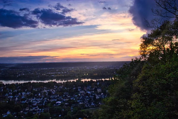 Närbild Stadsbild Vacker Solnedgång Himmel — Stockfoto