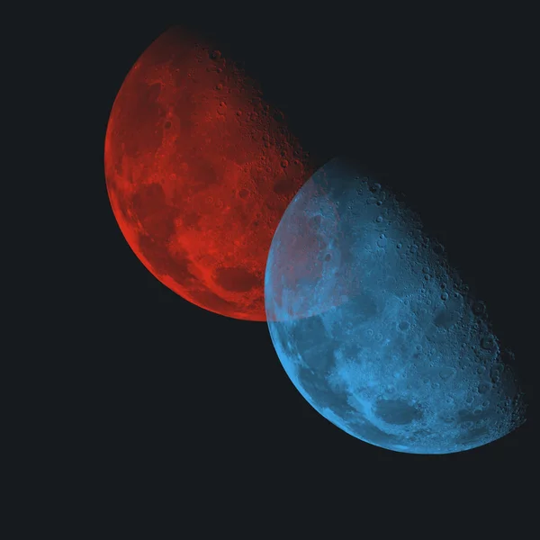 蓝色和红色的月亮相隔离在黑暗的背景下 — 图库照片