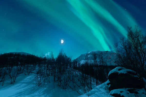 Krásný Výhled Noční Zimní Krajinu Aurora Borealis Měsíc Tromso — Stock fotografie