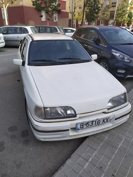 Barcelona España 2021 Barcelona España 2021 Viejo Ford Sierra Blanco — Foto de Stock