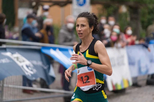 Merano Włochy Maja 2021 Uczestniczki Półmaratonu Kobiet 0975 Biegu Fitness — Zdjęcie stockowe
