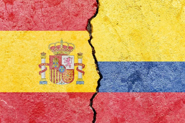 Vlag Van Spanje Colombia Vlag Een Gebarsten Muur Achtergrond — Stockfoto