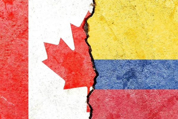 Bandera Canadá Bandera Colombia Sobre Fondo Pared Agrietado —  Fotos de Stock