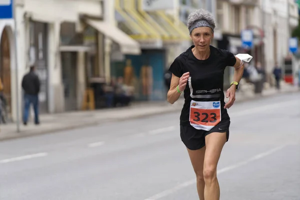 Merano Włochy Maja 2021 Uczestniczki Półmaratonu Kobiet 0975 Biegu Fitness — Zdjęcie stockowe