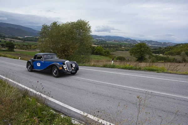 Cagli Italy Mar 2021 Cagli Italy Ott 2020 Mercedes Benz — Stock Photo, Image