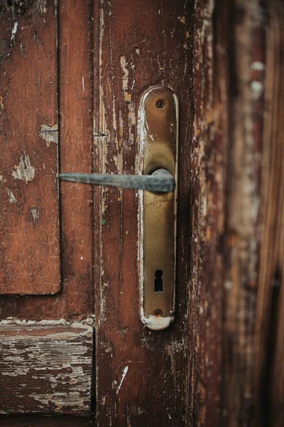 Vertical Shot Old Rusty Door — Stock Photo, Image