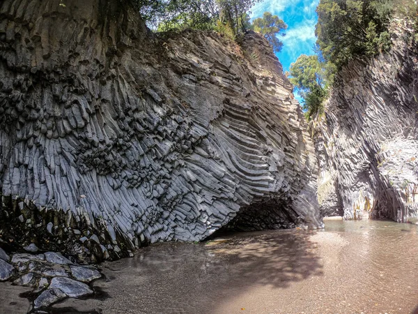 Uma Bela Paisagem Penhasco Rio Alcantara Sicília Sul Itália — Fotografia de Stock