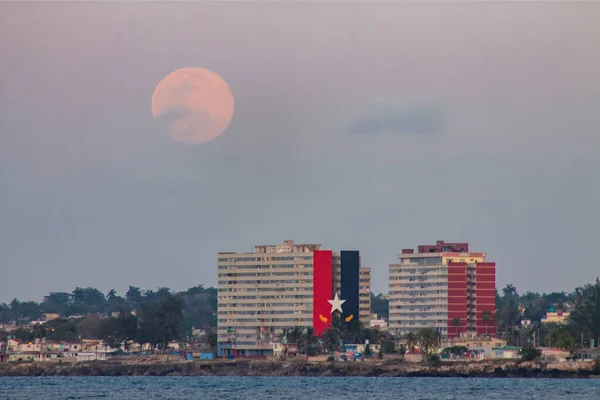 Vacker Stadsbild Nära Havet Månen Matanzas Kubanska — Stockfoto