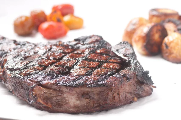 Barbequed Beef Rib Steak Grilled Perfection Salad Potato — Stock Photo, Image