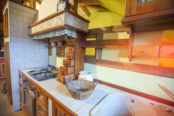 Cel Slovenia 2016年5月22日 レトロな古いキッチンの美しい歴史的なオブジェクト — ストック写真